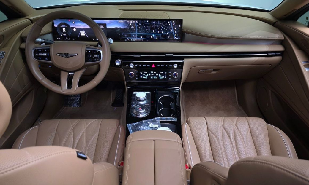 Genesis G80 Gasoline 2.5 Turbo AWD, 2025