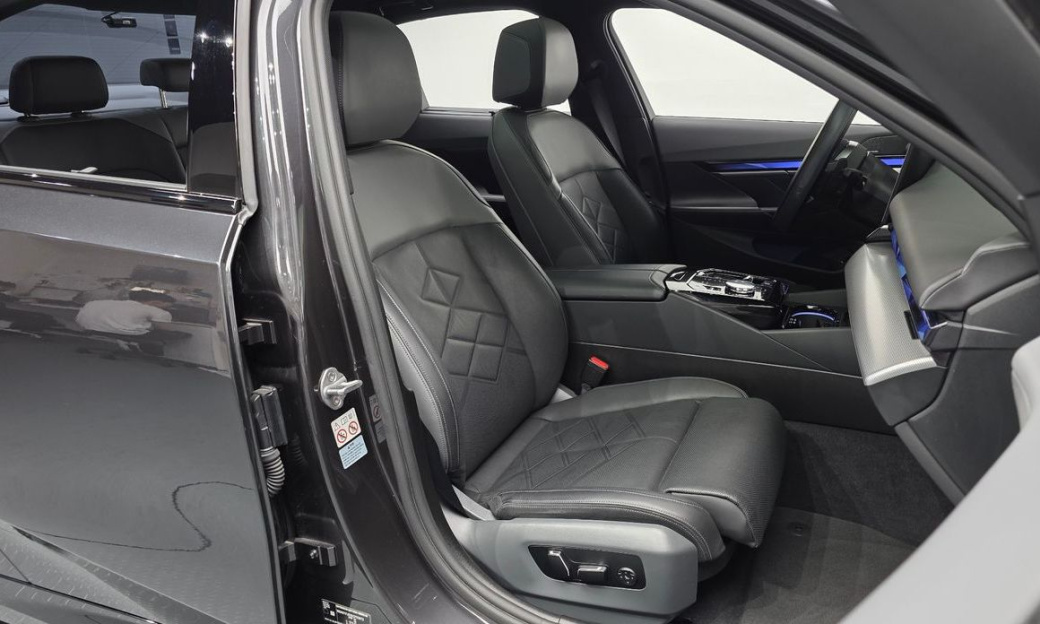 BMW 5-Series 530i xDrive M Sport, 2024