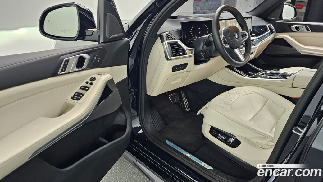BMW X5 xDrive 40i M Sport, 2025