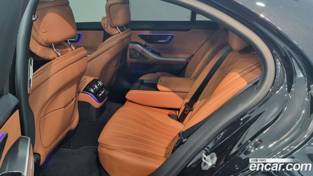 Mercedes-Benz S-Class S350 d 4MATIC, 2025