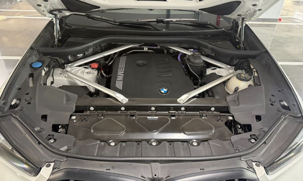 BMW X6 xDrive40i M Sport, 2024