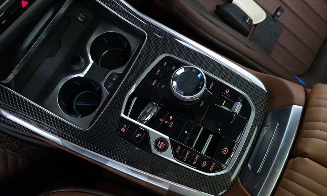BMW X7 xDrive 40i M Sport 7STR, 2025