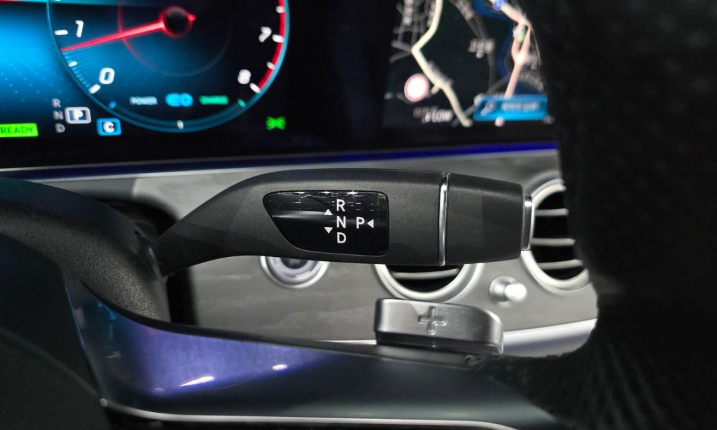 Mercedes-Benz E-Class E350 4MATIC AMG Line, 2022