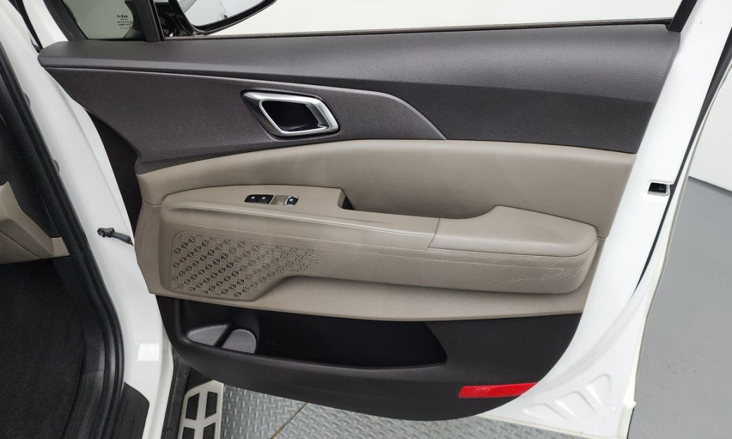 Kia Carnival 9-Seater Noblesse, 2025