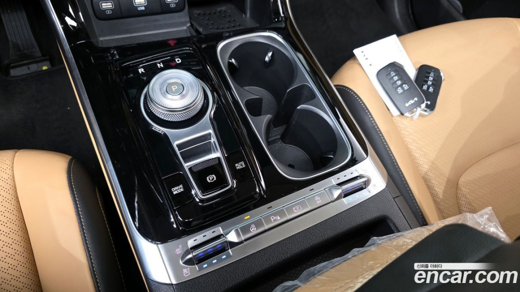 Kia Carnival 7-Seater Signature, 2022