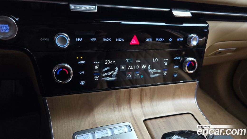 Genesis G80 Gasoline 2.5 Turbo AWD, 2025