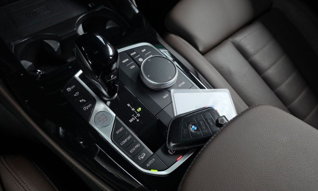 BMW X4 xDrive20i M Sports Pro, 2024
