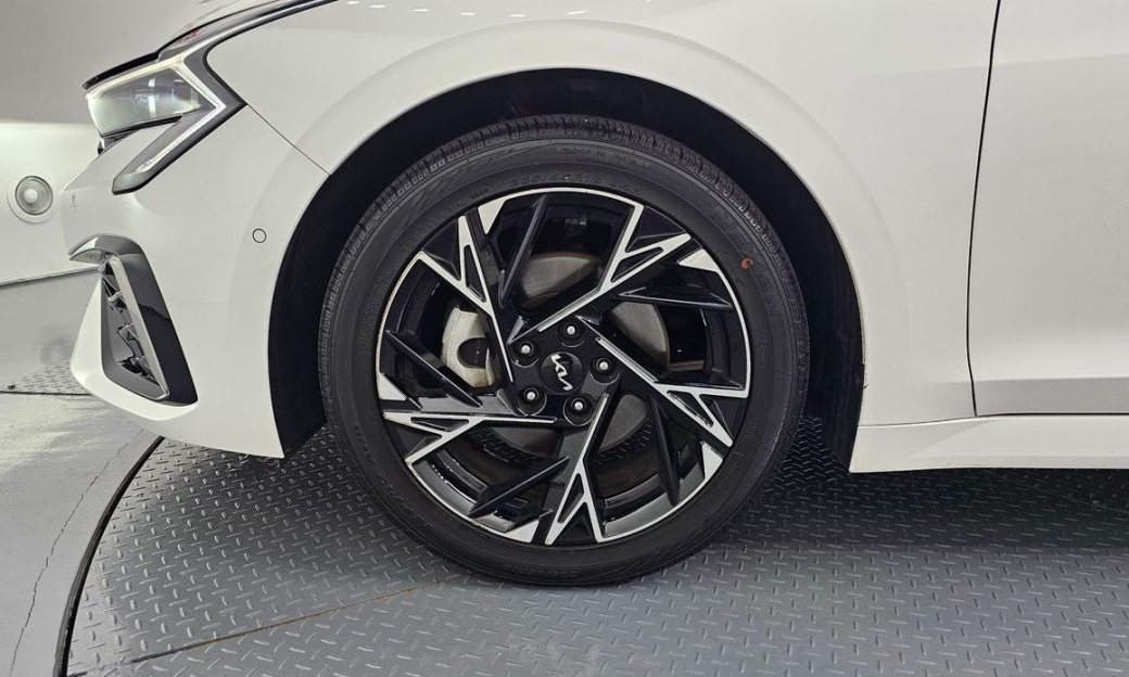 Kia K5 2.0, 2024