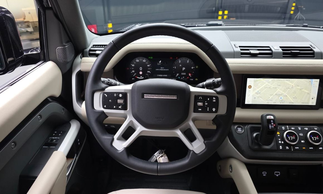 Land Rover Defender 90 D250 XS Edition, 2024