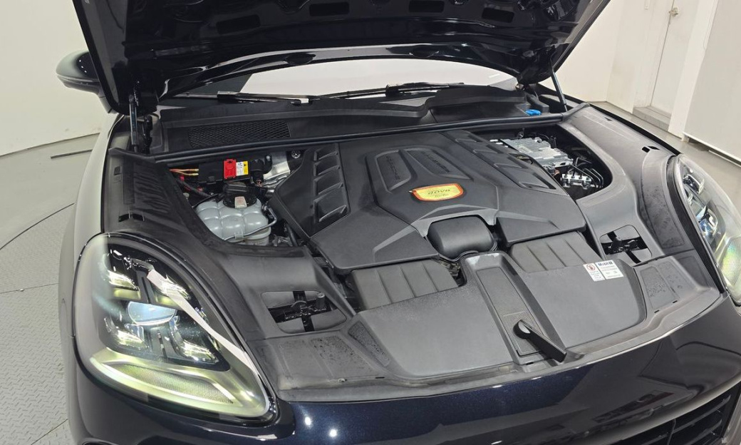 Porsche Cayenne 4.0 Turbo, 2022