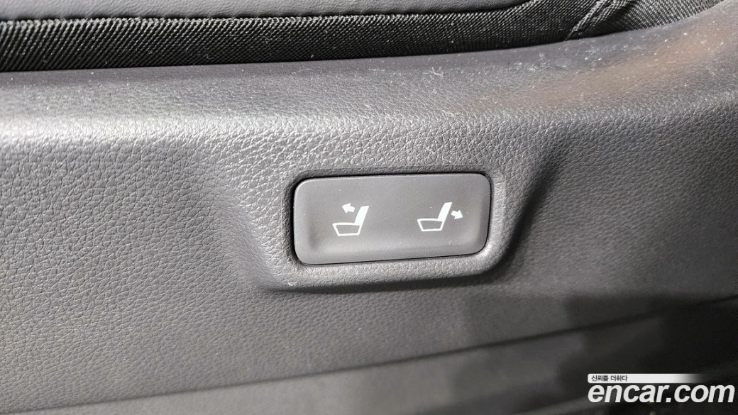 Kia Carnival 9-Seater Signature, 2023
