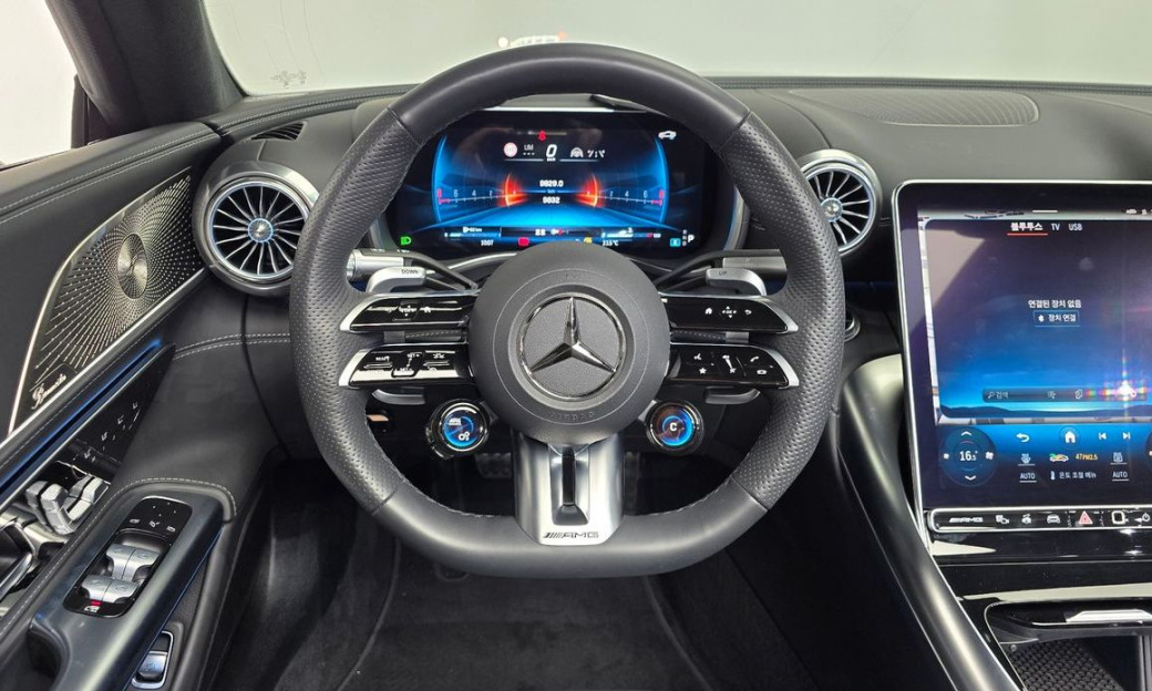 Mercedes-Benz SL-Class AMG SL63 4MATIC+, 2023