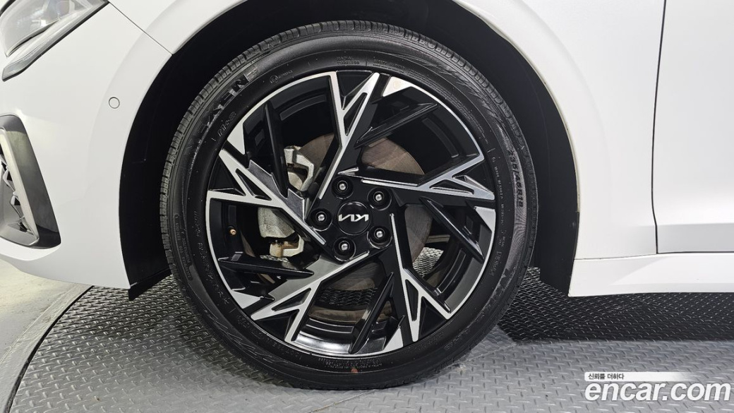 Kia K5 2.0, 2024