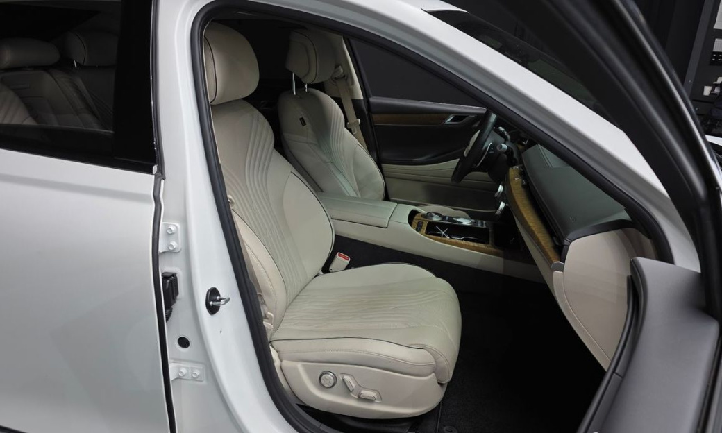 Genesis G80 Gasoline 2.5 Turbo AWD, 2022