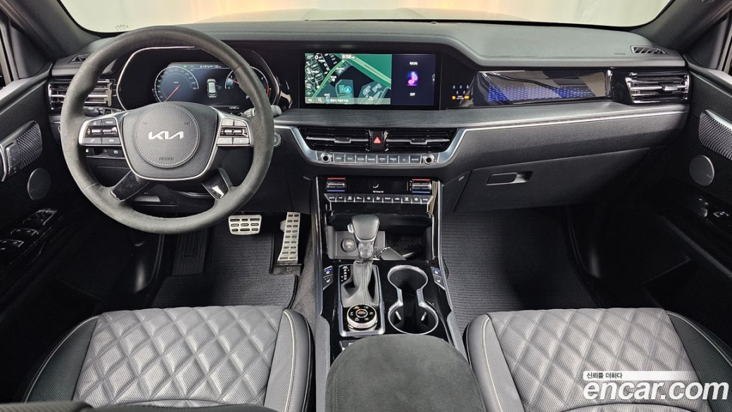 Kia Mohave Diesel 3.0 4WD 7-Seater, 2024