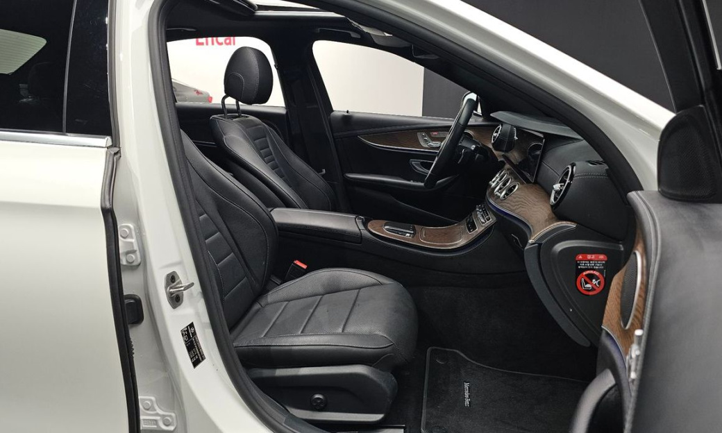 Mercedes-Benz E-Class E250 Exclusive, 2022