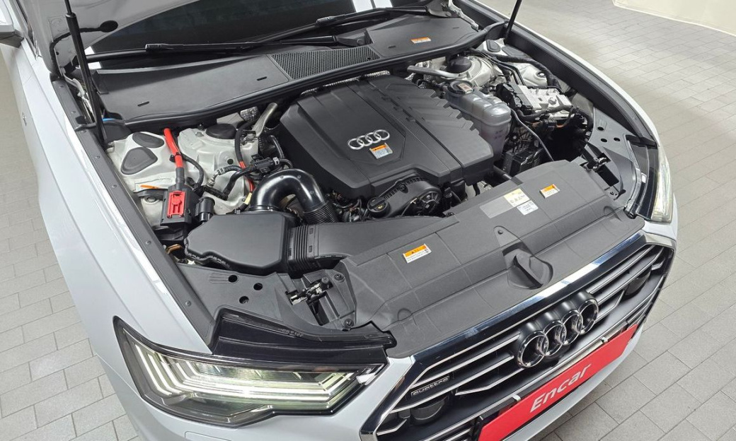 Audi A6 45 TFSI Quattro Premium, 2023