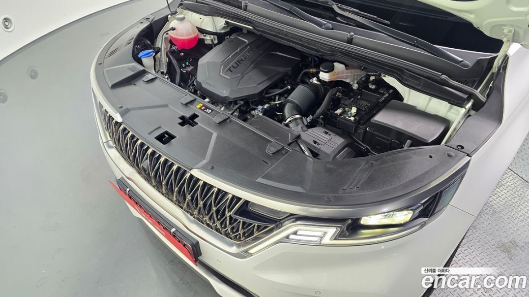 Kia Carnival 9-Seater Signature, 2023
