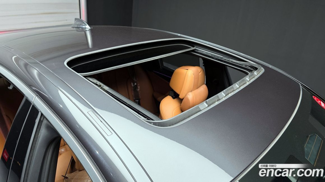 BMW 5-Series 520i M Sport, 2022