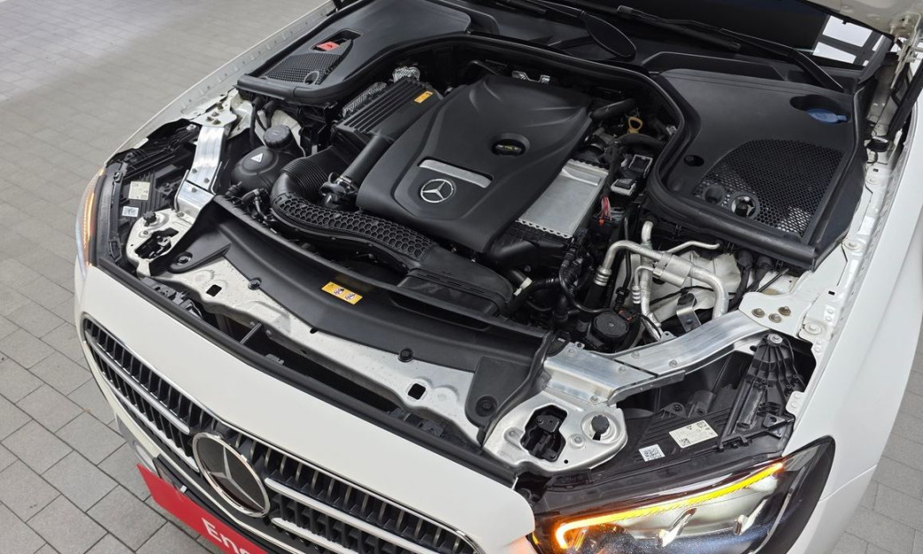 Mercedes-Benz E-Class E250 Avantgarde, 2022
