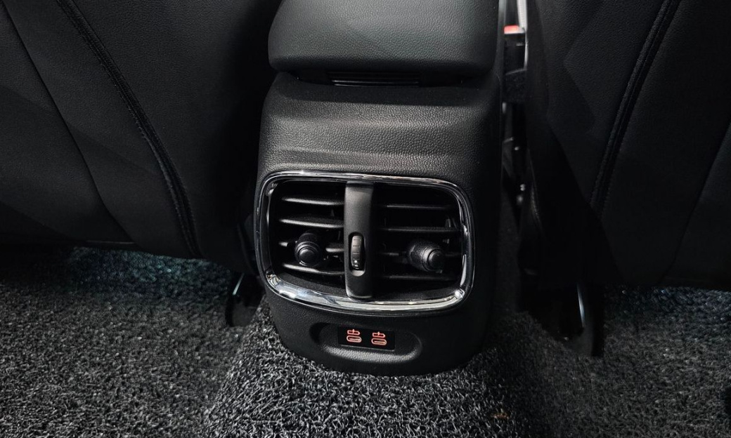 Mini Clubman Classic, 2024