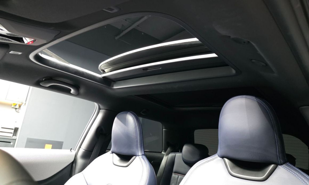 Mini Cooper Favoured, 2025