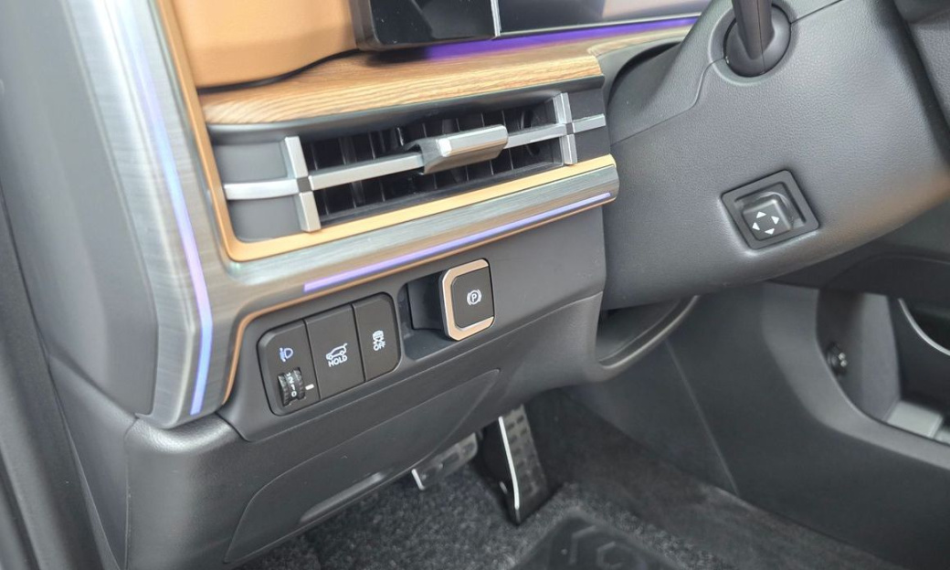Hyundai Santafe Gasoline 2.5T 2WD, 2024