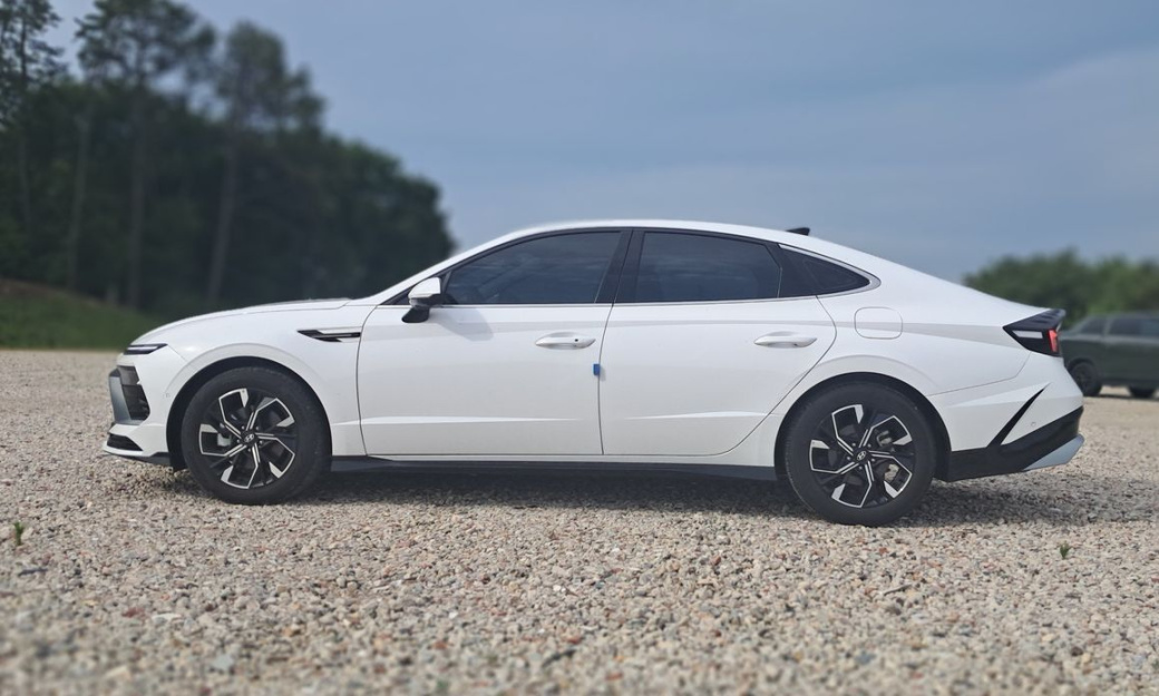 Hyundai Sonata 2.0, 2024