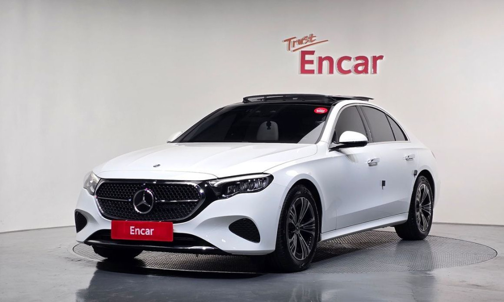 Mercedes-Benz E-Class E200 Avantgarde, 2024