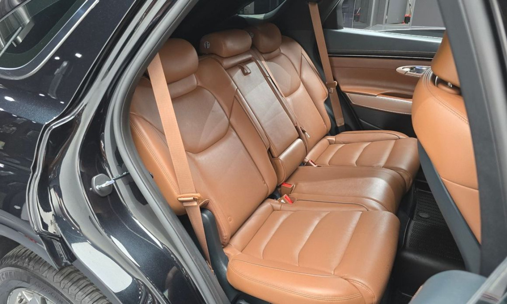 Genesis GV70 2.5T Gasoline 2WD, 2024