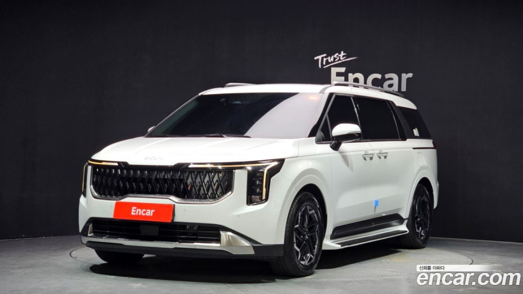 Kia Carnival 9-Seater Noblesse, 2024
