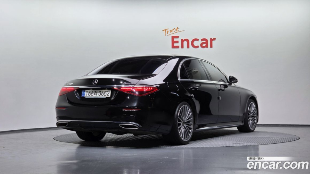 Mercedes-Benz S-Class S500L 4MATIC, 2023