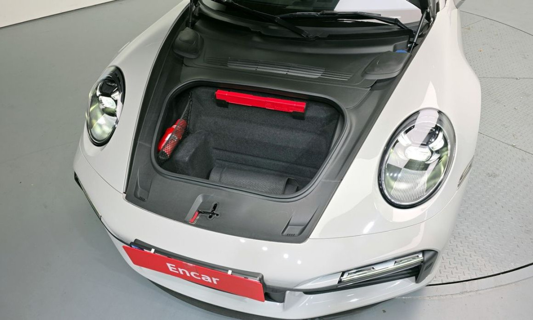Porsche 911 Turbo S Cabriolet, 2024