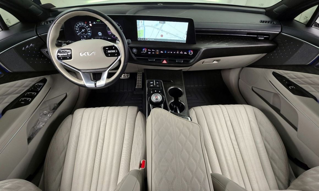 Kia K8 2.5 Gasoline 2WD, 2024