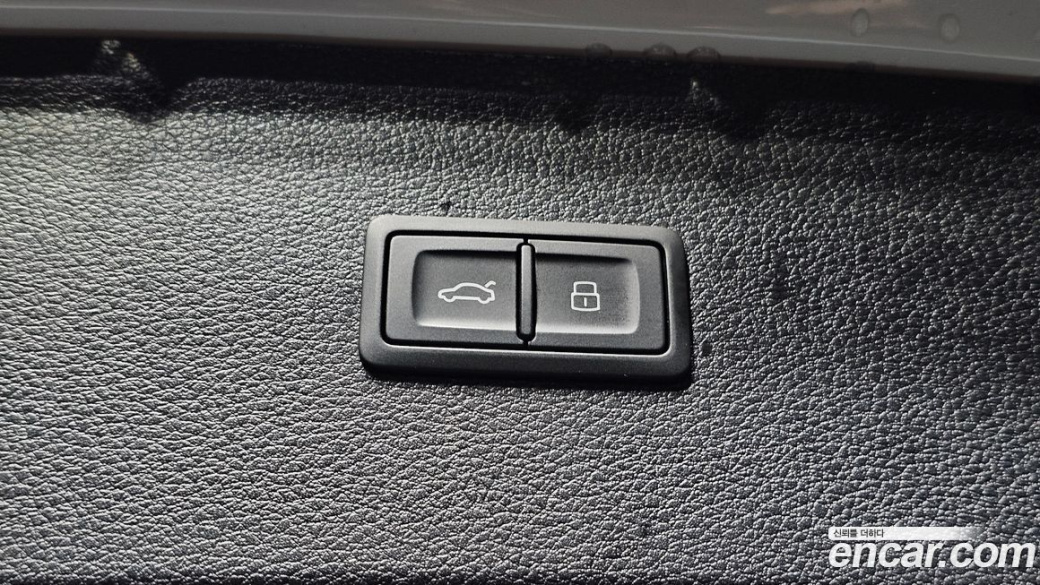 Audi Q5 45 TFSI Quattro Premium, 2023