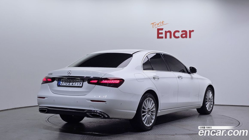 Mercedes-Benz E-Class E250 Exclusive, 2022