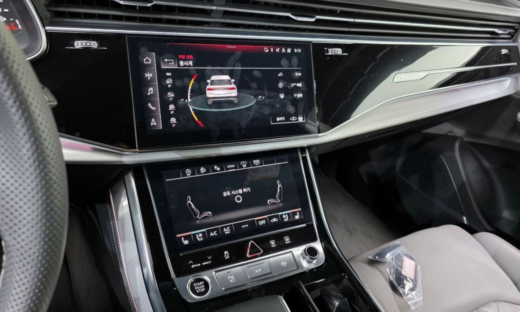 Audi Q8 55 TFSI Quattro Premium, 2023