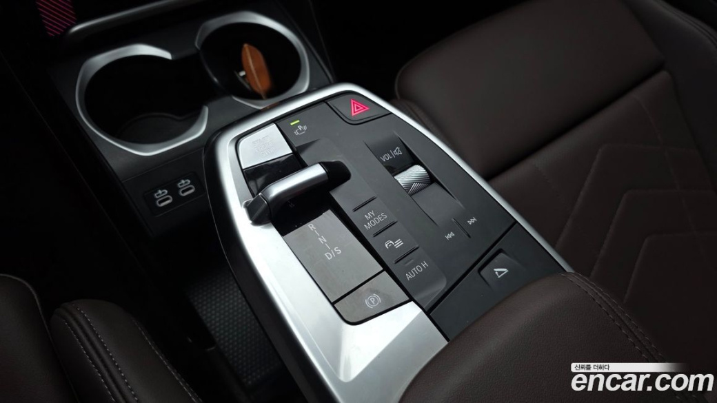 BMW X1 xDrive 20i M Sport, 2025
