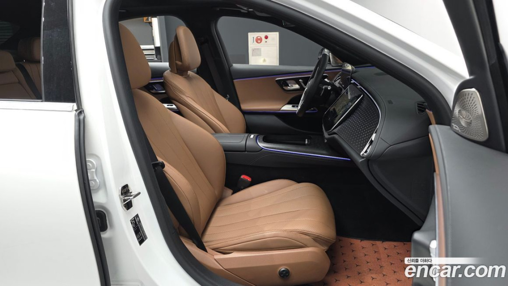 Mercedes-Benz E-Class E200 Avantgarde, 2024