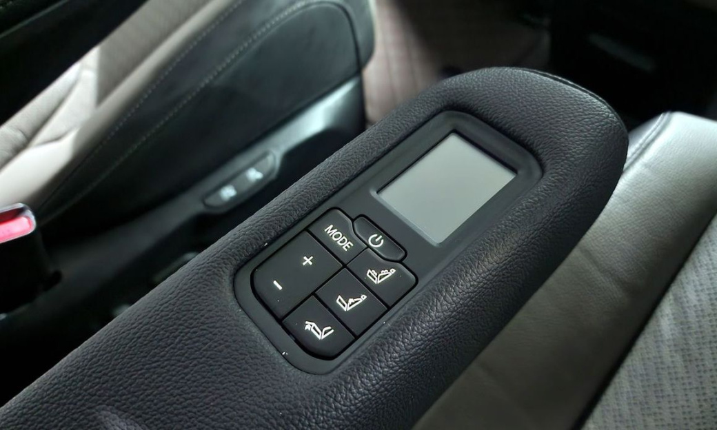 Kia Carnival 7-Seater Noblesse, 2025