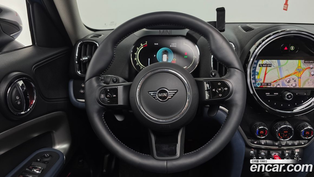 Mini Countryman ALL4 Classic Launch Pack, 2023