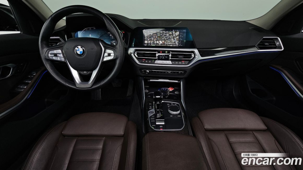 BMW 3-Series 320i, 2022