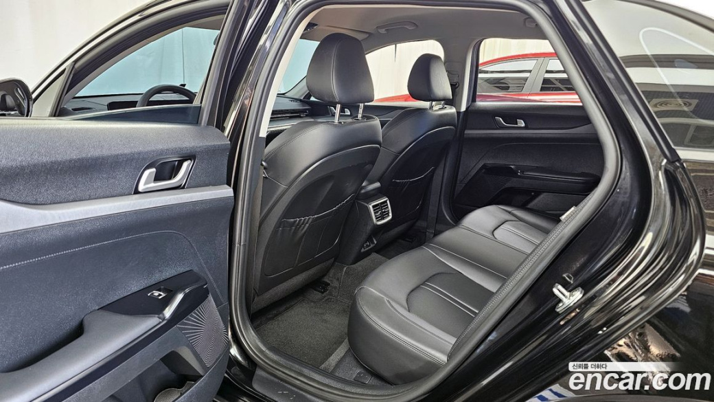 Kia K5 2.0, 2024