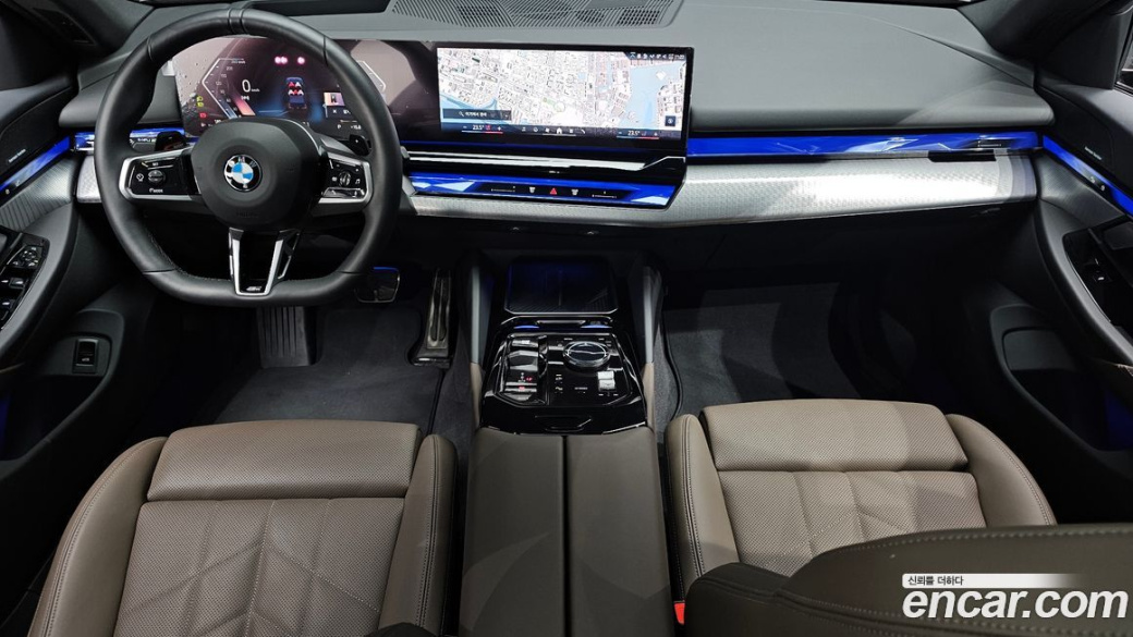 BMW 5-Series 520i M Sport, 2025