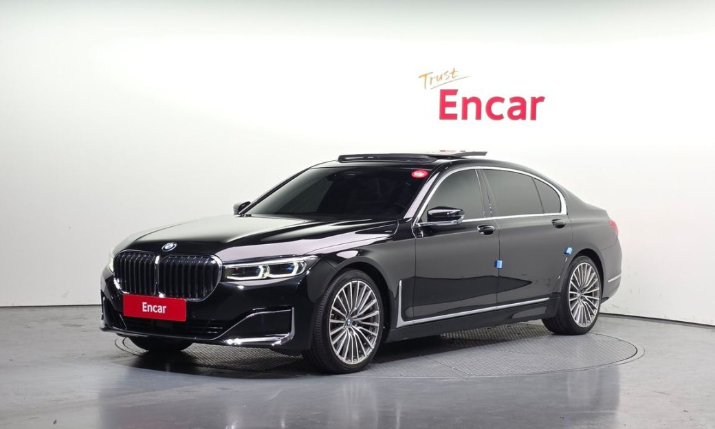 BMW 7-Series 740Li xDrive Design Pure Excellence, 2022
