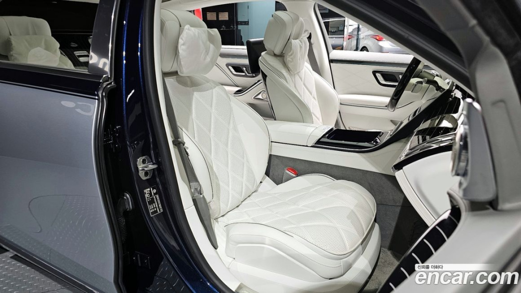 Mercedes-Benz S-Class Maybach S680 4MATIC Edition100, 2022