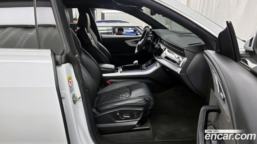 Audi Q8 50 TDI Quattro Premium, 2022