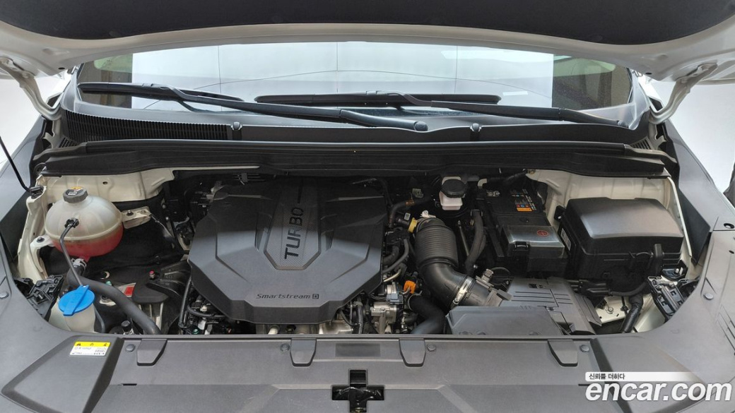 Kia Carnival 7-Seater Signature, 2023