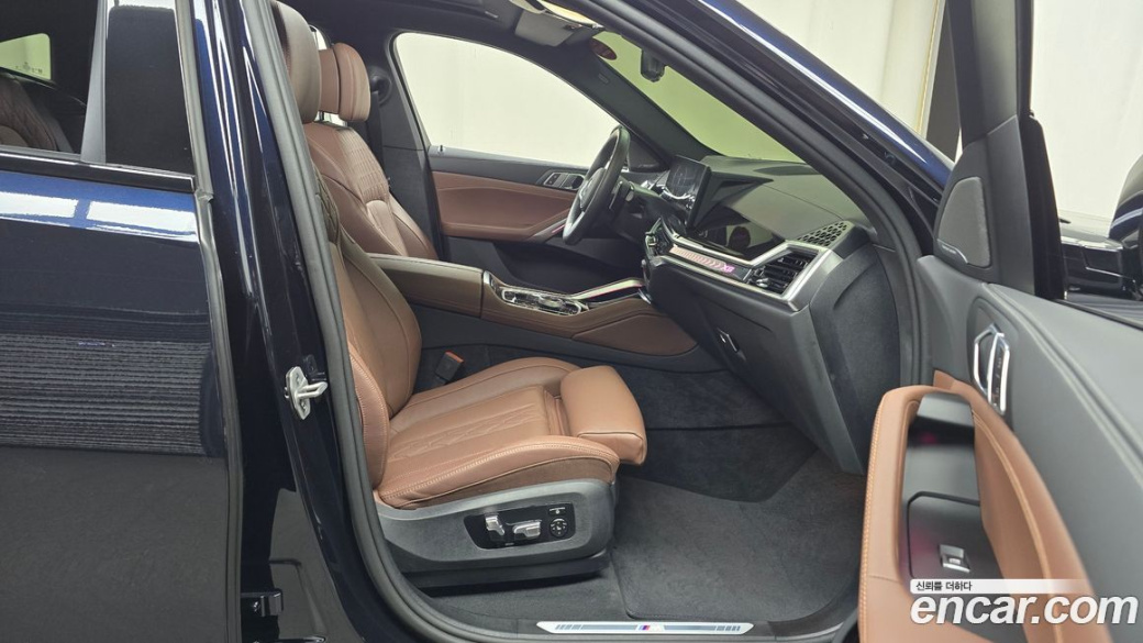 BMW X6 xDrive40i M Sport, 2025