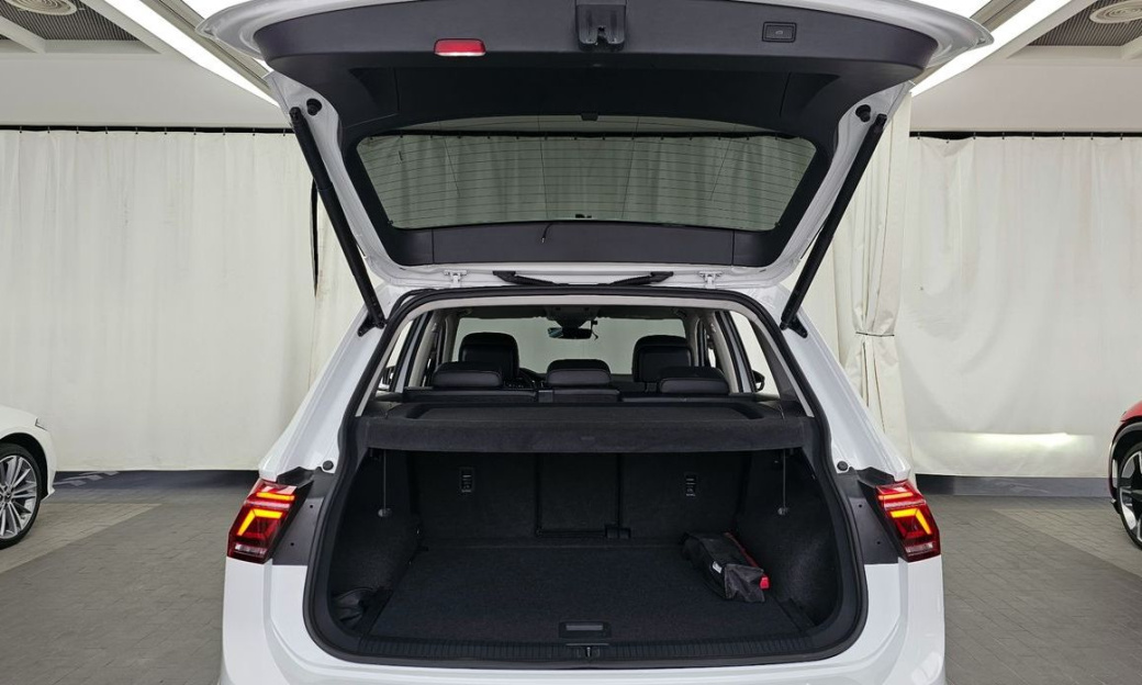 Volkswagen Tiguan 2.0 TDI Prestige, 2024